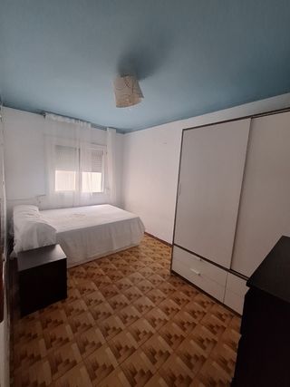 Habitación acogedora para chica