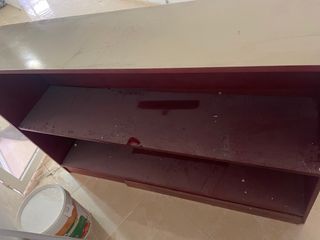 mostrador de madera lacada