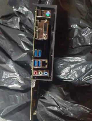 3 Placa base Gigabyte, TUF LGA 1200