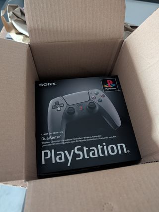 Mando PS5 Edición Limitada 30 Aniversario (2025)
