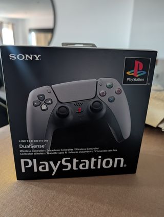 Mando PS5 Edición Limitada 30 Aniversario (2025)
