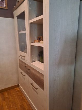 OPORTUNIDAD- Vitrina roble mod.Verona *Conforama*