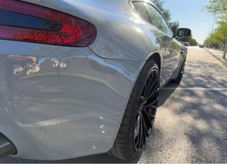 Aston Martin Vantage 2007