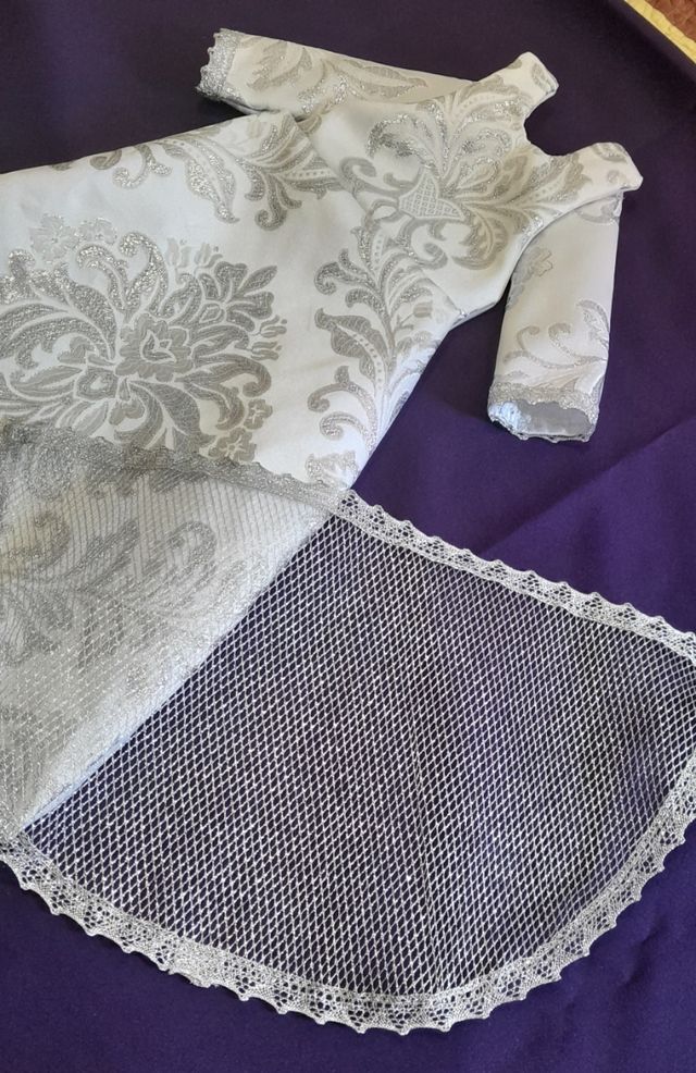 Saya y toca desobremanto plata.