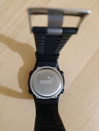 Reloj Puma Negro y Rojo