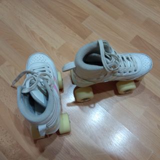 Patines 4 Ruedas Niña Talla 34