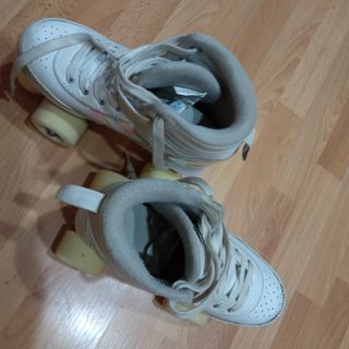 Patines 4 Ruedas Niña Talla 34
