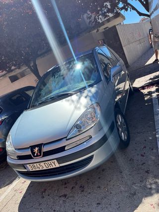 Peugeot 807 2005