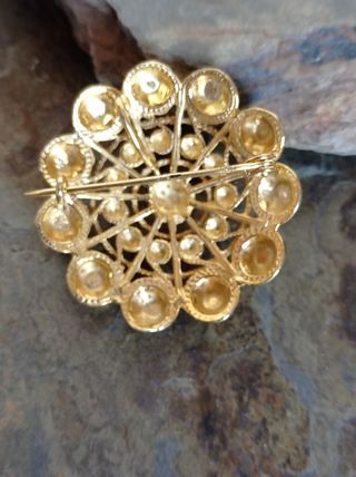 Broche filigrana plata ley chapada oro