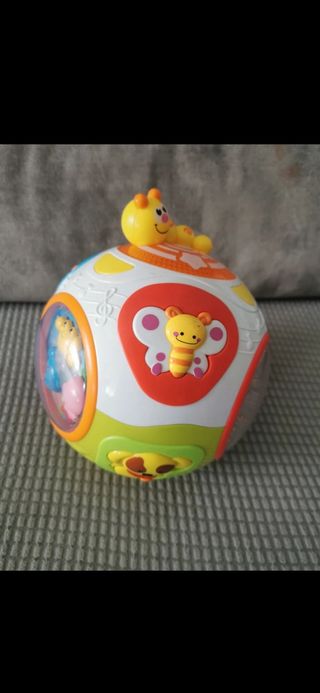 Pelota gateo musical con luces y figuras