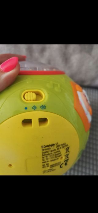 Pelota gateo musical con luces y figuras