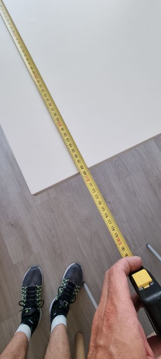Mesa extensible blanca de madera