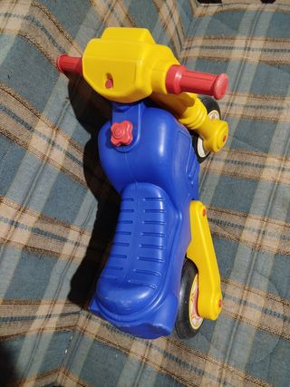 Moto de juguete