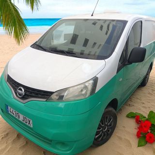 Nissan NV200 2015