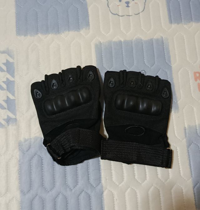 Guantes de moto/bici sin dedos negros