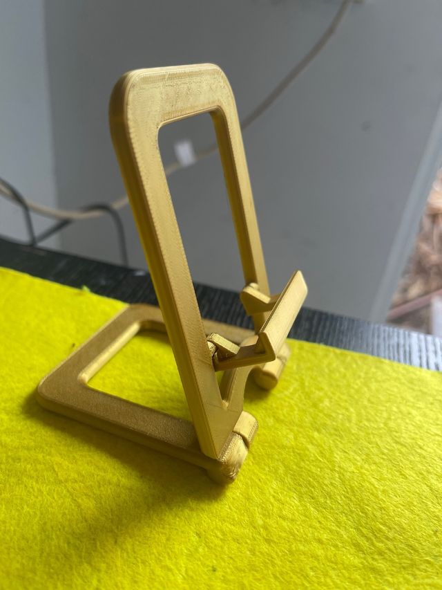 Soporte plegable para móvil en 3D