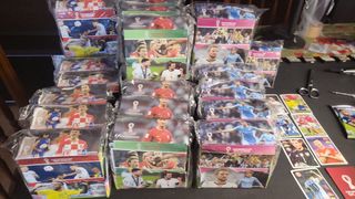 Caja 36 sobres cromos  FIFA World Cup Qatar 2022