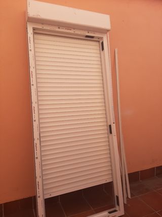 Persiana enrollable blanca