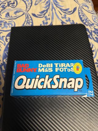 Cámara Fujifilm QuickSnap Bad Bunny DTMF.