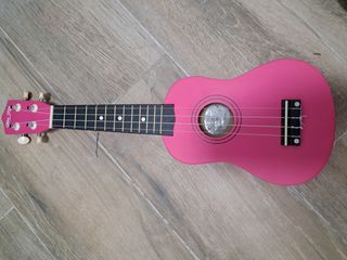 Ukelele MaKai Rosa