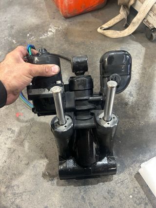 Despiece Evinrude 115cv Cola Larga