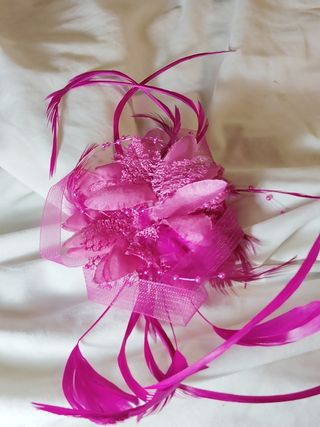 Vestido de fiesta elegante color berenjena