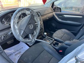 DESPIECE MERCEDES B180
AÑO 2011 /2.0 DIÉSEL 640940