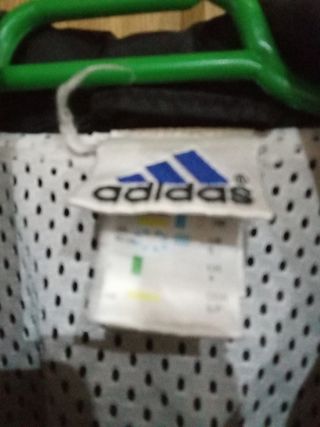 Chaqueta Adidas Negra y Blanca
