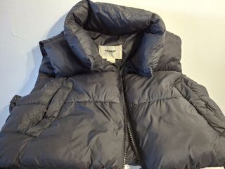 Chaleco corto Pull&Bear negro Talla XS