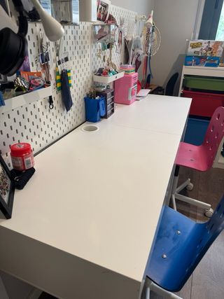 Escritorio infantil doble + 2 sillas Ikea