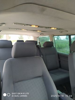 Volkswagen Caravelle 2005