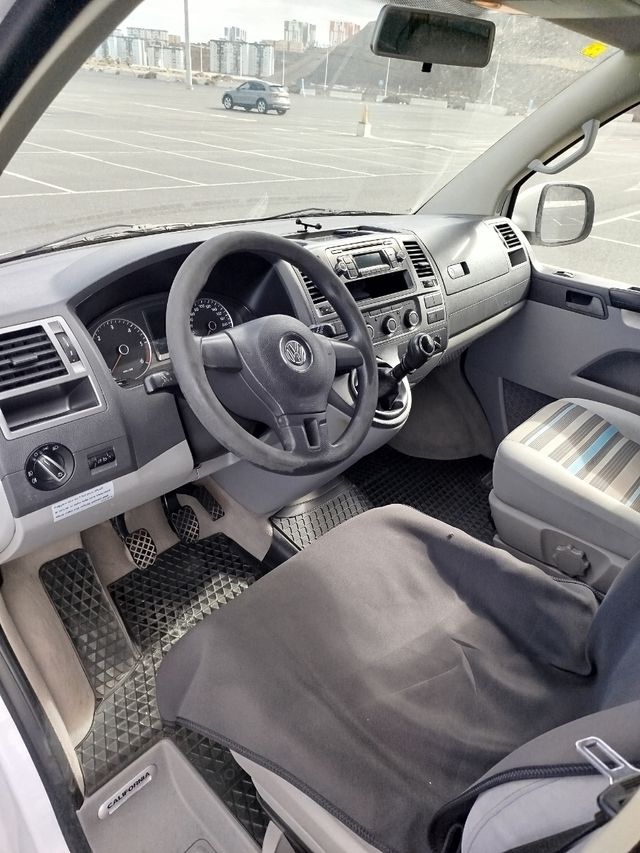 Volkswagen California 2011