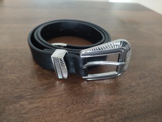 Cinturón T38 western cuero negro hebilla plateada