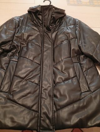 Cazadora polipiel mujer negra