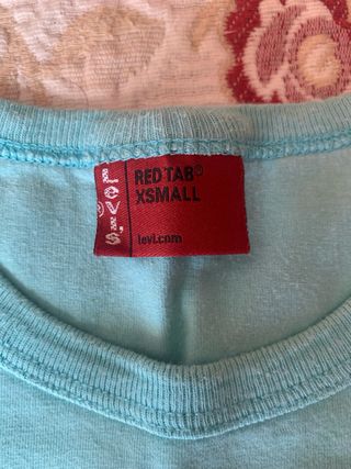 Camiseta LEVI’S chica talla XS azul
