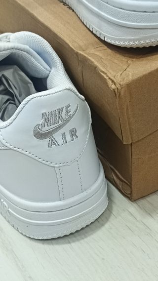 Zapatillas blancas 