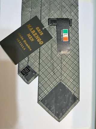 Corbata de seda gris y verde