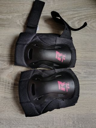 Protecciones para patinaje, ciclismo, fútbol