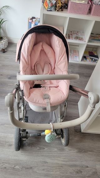 Carro bebé y silla paseo rosa