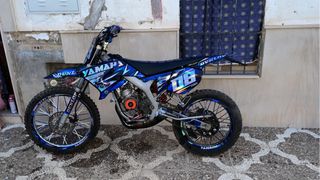 Yamaha DT personalizada