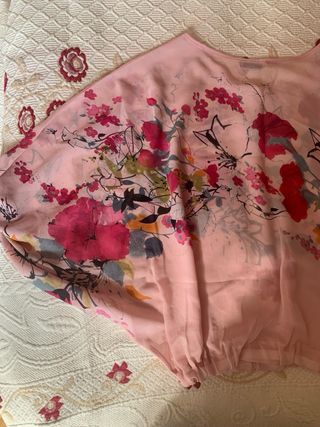 Camisa blusa
 mariposa floral talla única