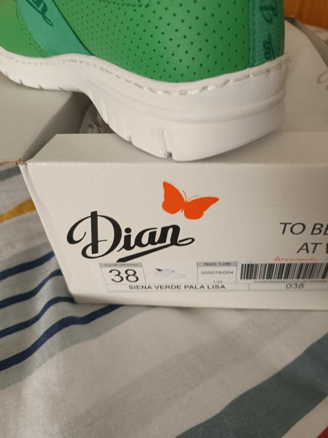 Zapatos sanitarios Dian verdes
