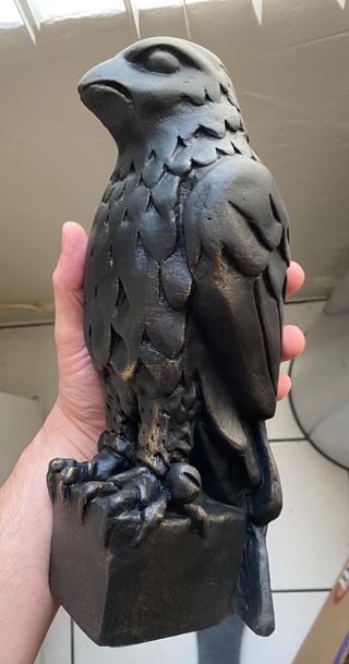 Figura El Halcón Maltés, replica tamaño real. 