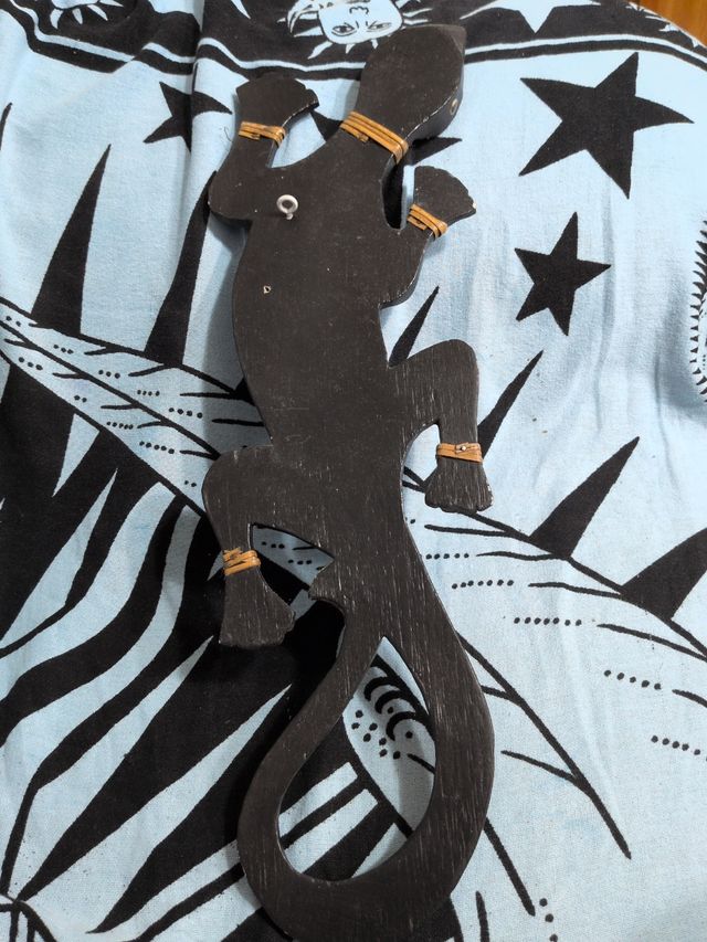 Salamandra decorativa in legno lucertola lucertola