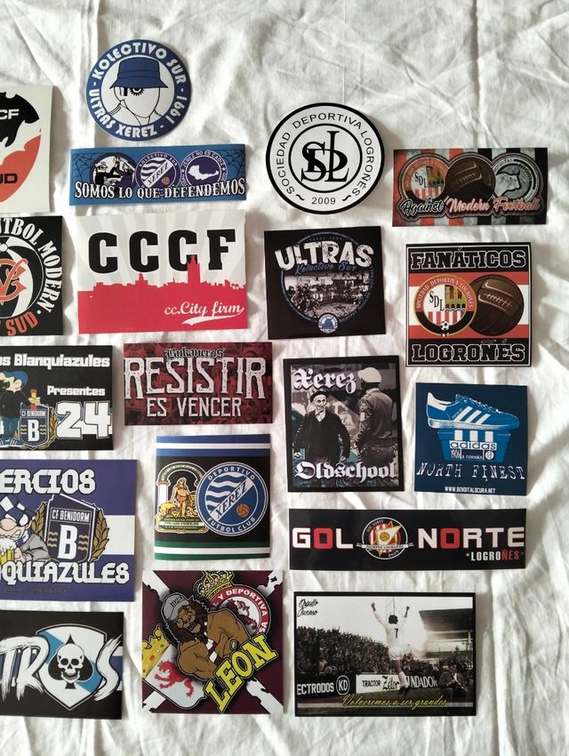Lote 29 pegatinas grupos ultras futbol España 