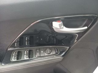 Kia e-Niro DRIVE 150KW 204CV - 460KM AUTONOMIA