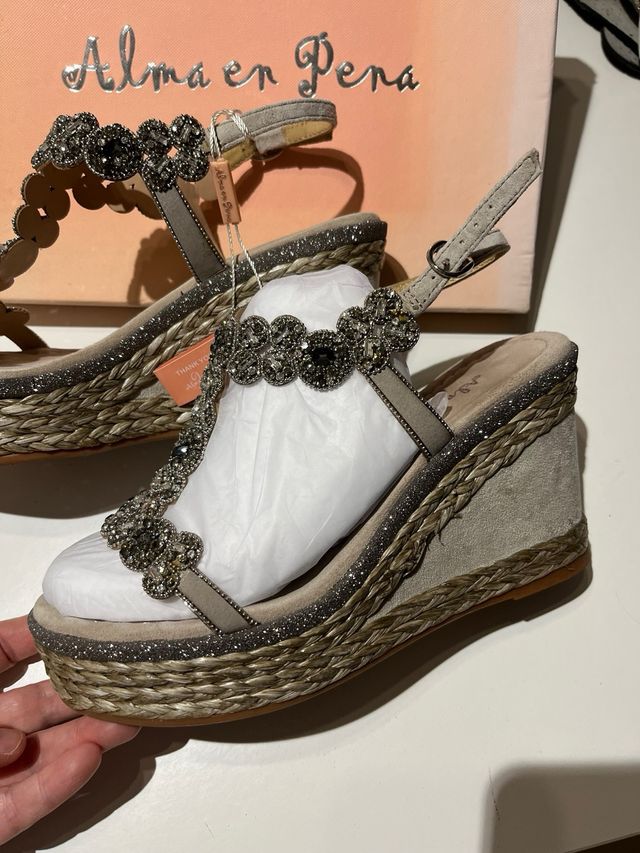 Sandali Alma en Pena beige e argento Nuevas