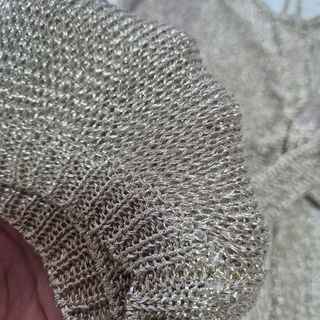 Top Purificación Garcia dorado