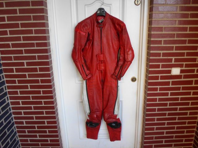 mono cuero 1 pieza dainese traje moto talla 50 M