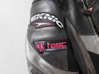 mono cuero 2 piezas teknic traje moto talla 54 XL